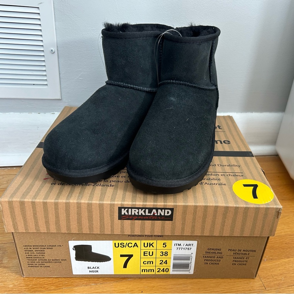 Kirkland Signature Charcoal Ankle Boots